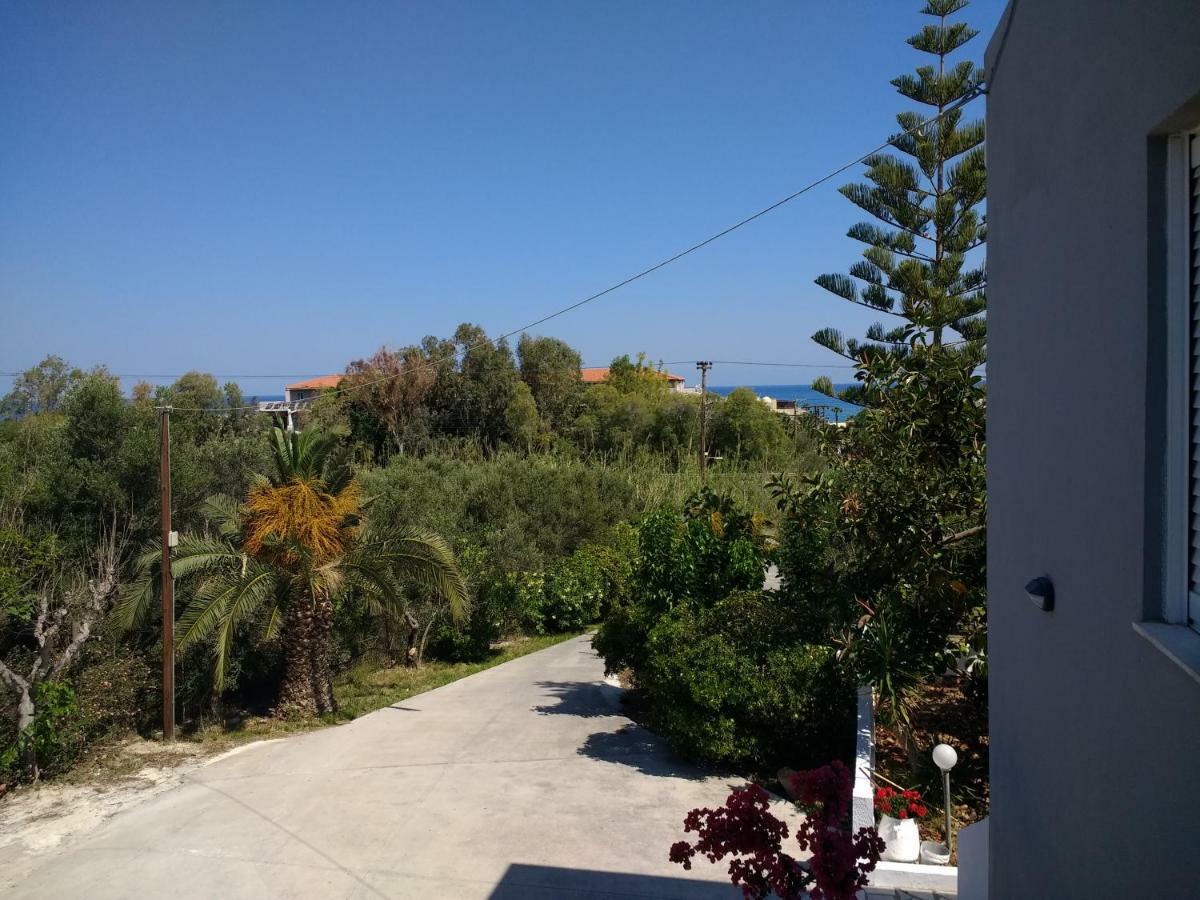 Romantic Apartment Adelianos Kampos Luaran gambar