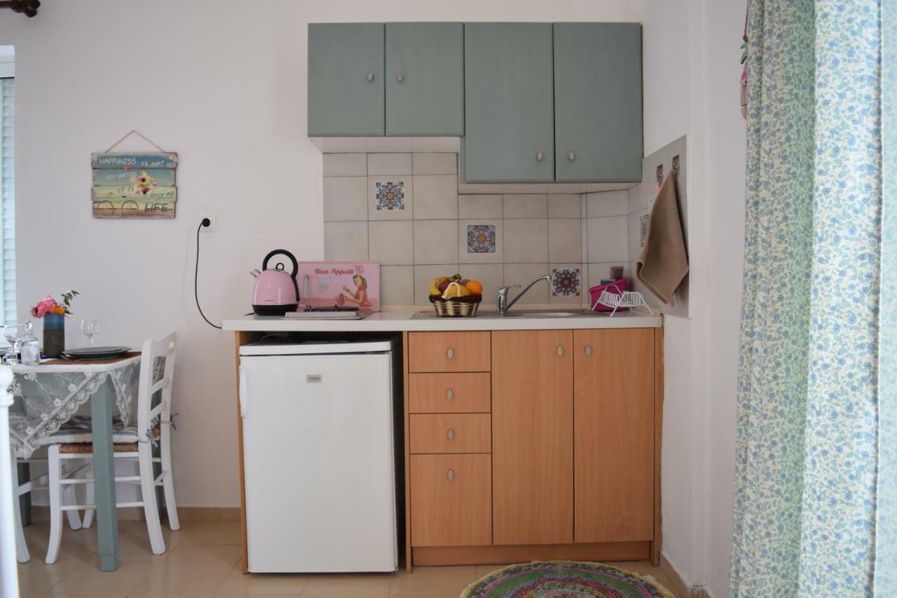 Romantic Apartment Adelianos Kampos Luaran gambar