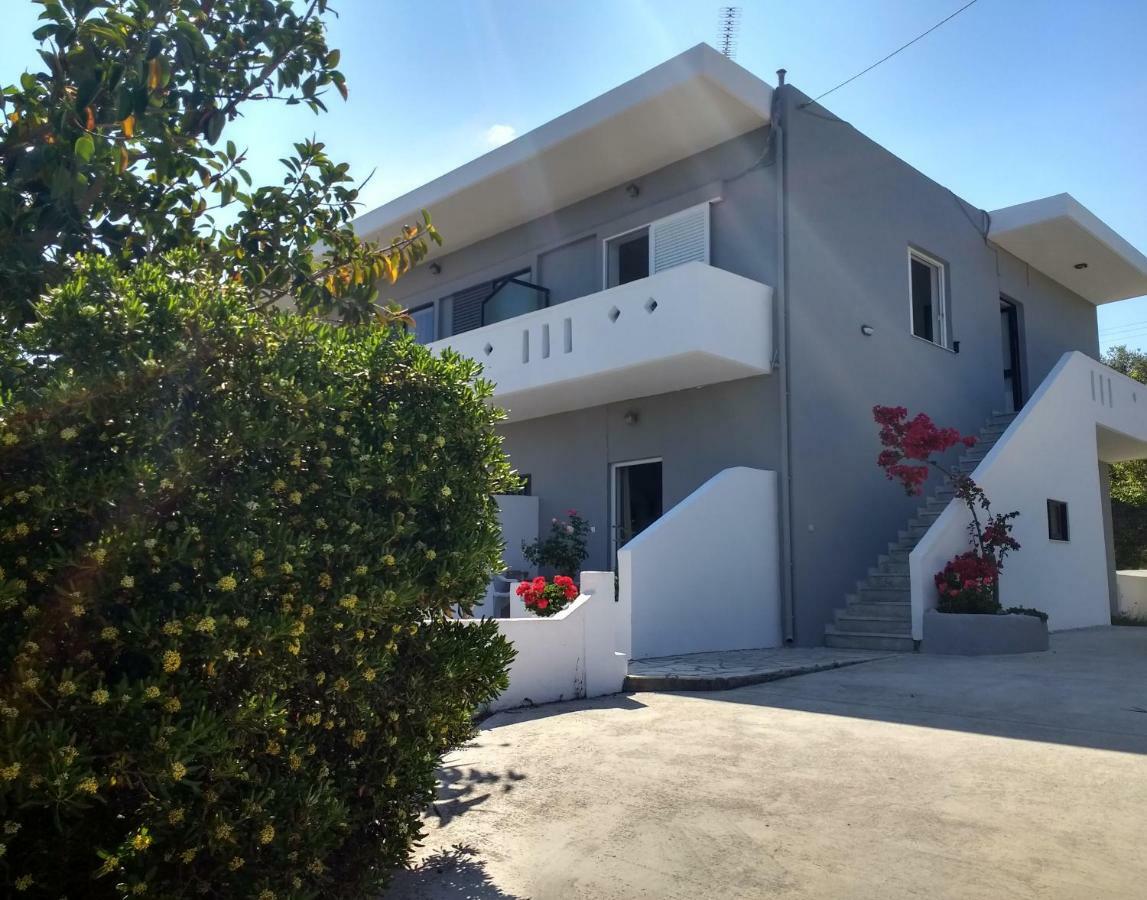 Romantic Apartment Adelianos Kampos Luaran gambar